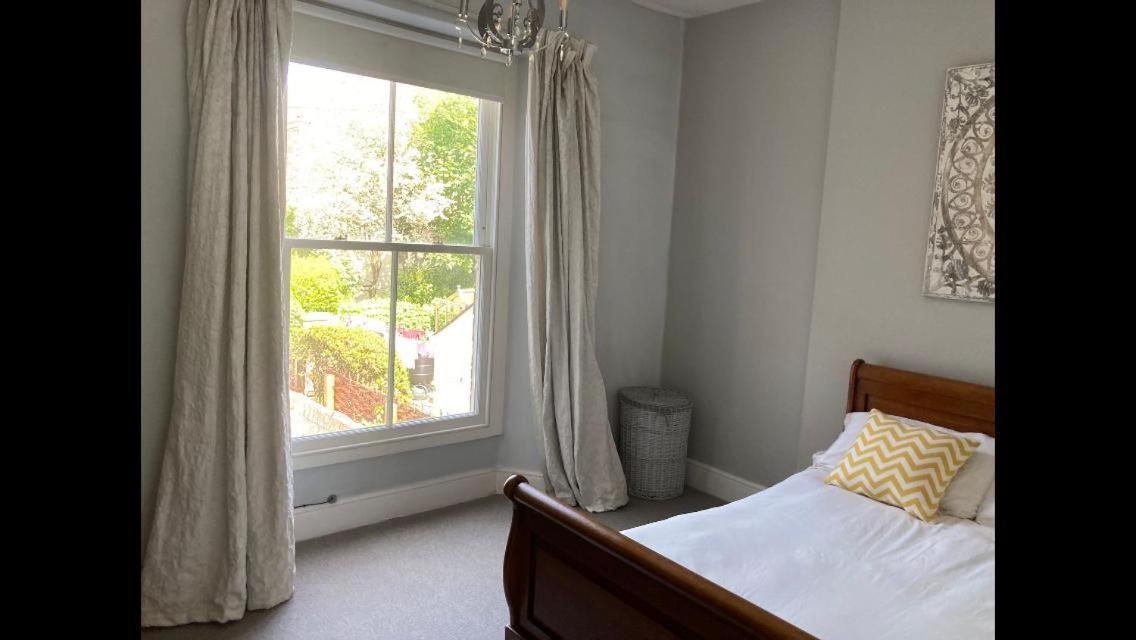 Central Truro! Large Double Room In Victorian Property Buitenkant foto