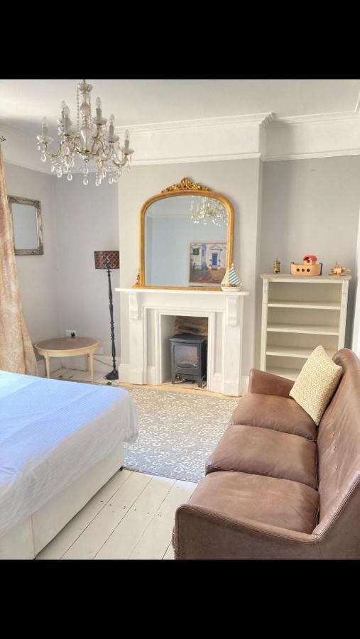 Central Truro! Large Double Room In Victorian Property Buitenkant foto