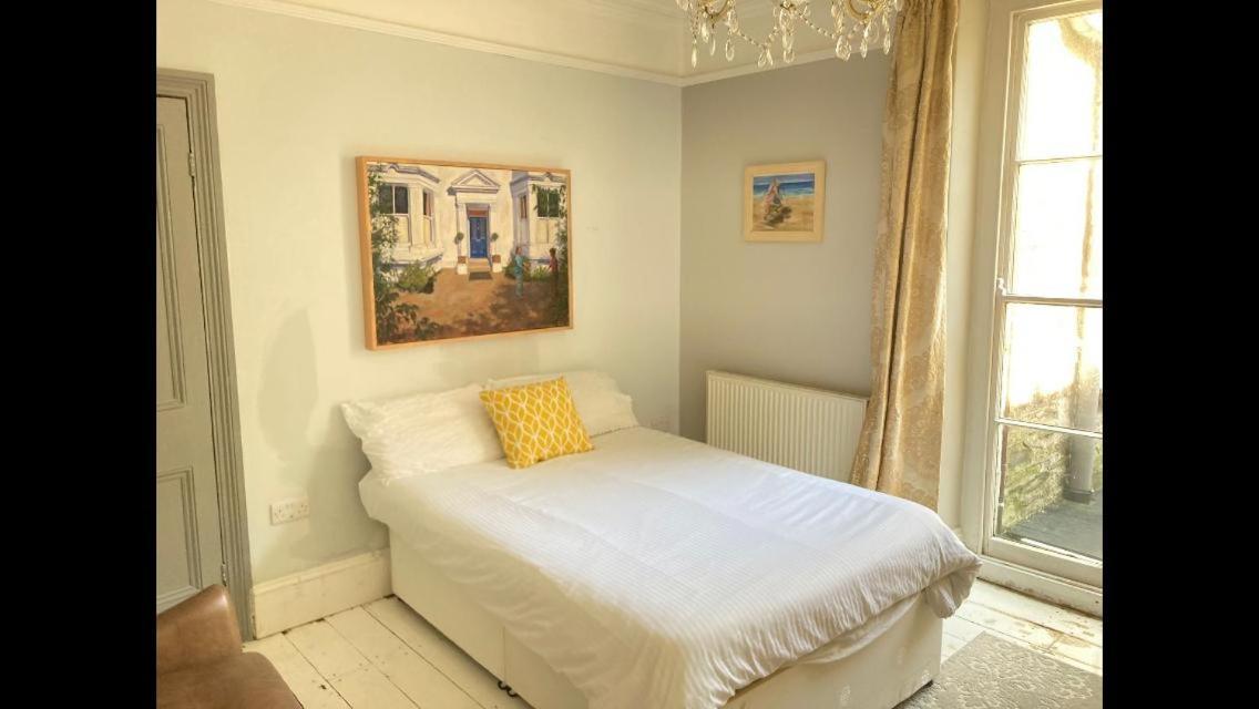 Central Truro! Large Double Room In Victorian Property Buitenkant foto
